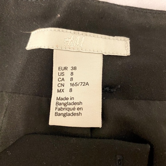 H&M black pencil skirt - Picture 3 of 5